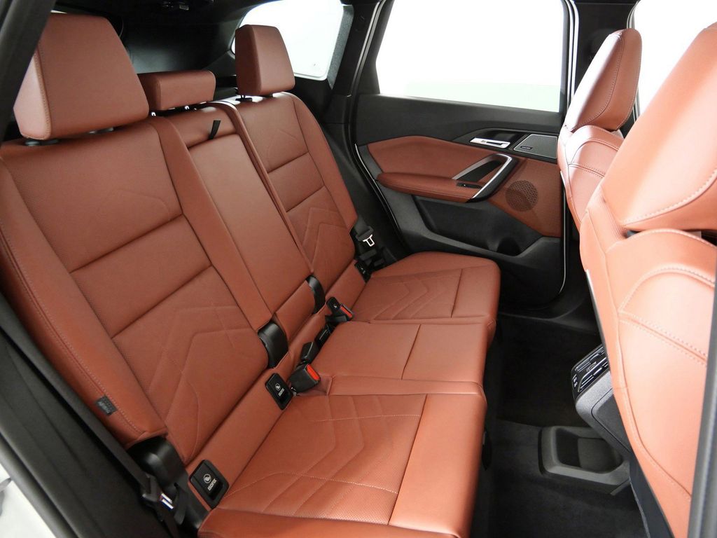 Thumbnail: 2026 BMW X1 - 31