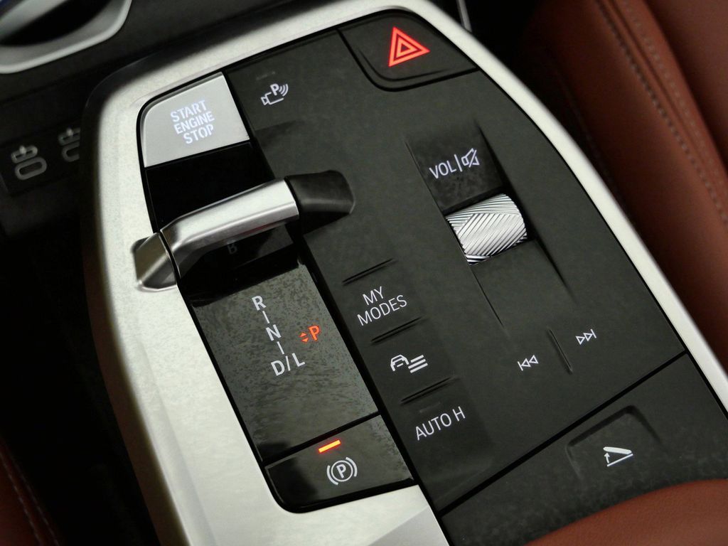 Thumbnail: 2026 BMW X1 - 12