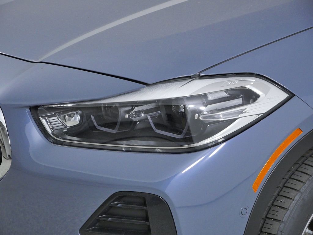 Thumbnail: 2021 BMW X2 - 17