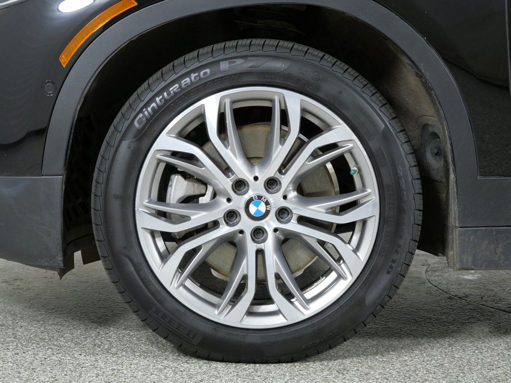 Thumbnail: 2022 BMW X2 - 8