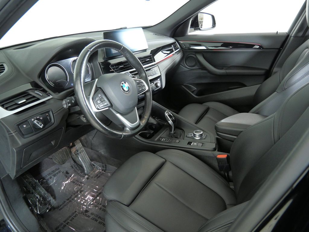 Thumbnail: 2022 BMW X2 - 9