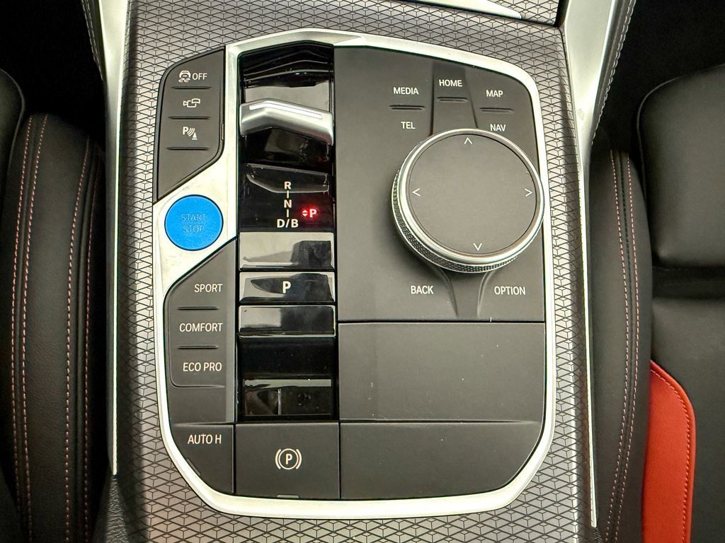 Thumbnail: 2025 BMW i4 - 53