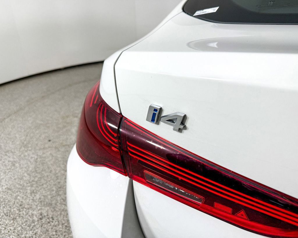 Thumbnail: 2025 BMW i4 - 24