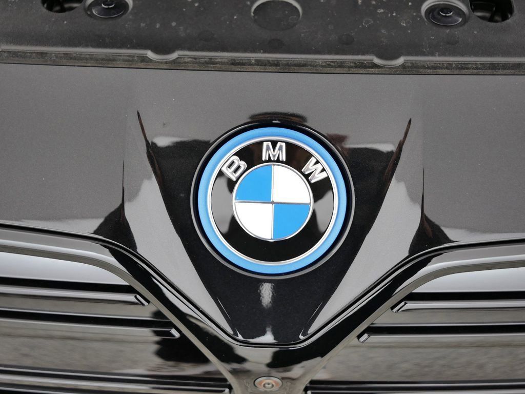 Thumbnail: 2025 BMW i4 - 45