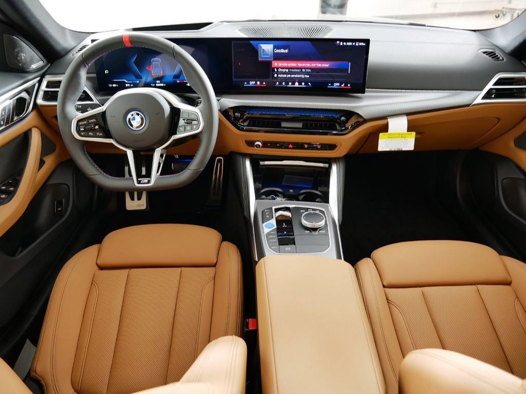 Thumbnail: 2025 BMW i4 - 2