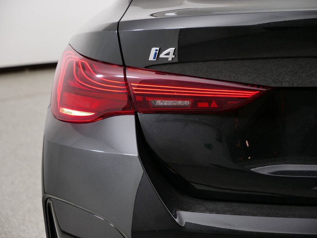 Thumbnail: 2025 BMW i4 - 22