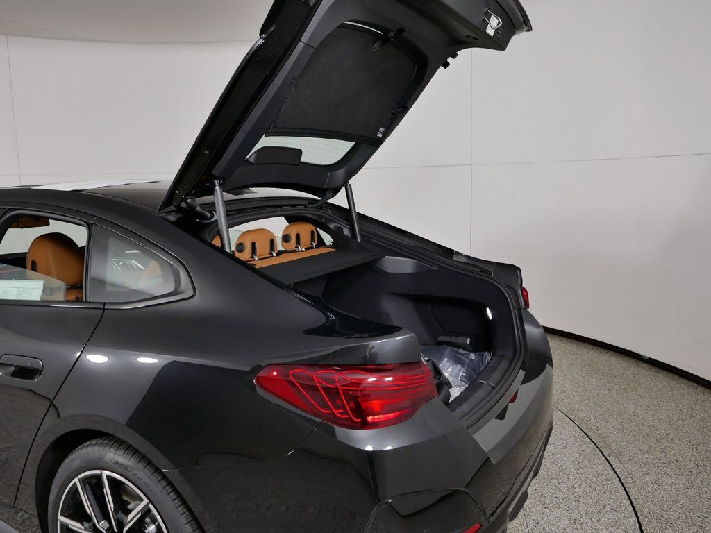 Thumbnail: 2025 BMW i4 - 28