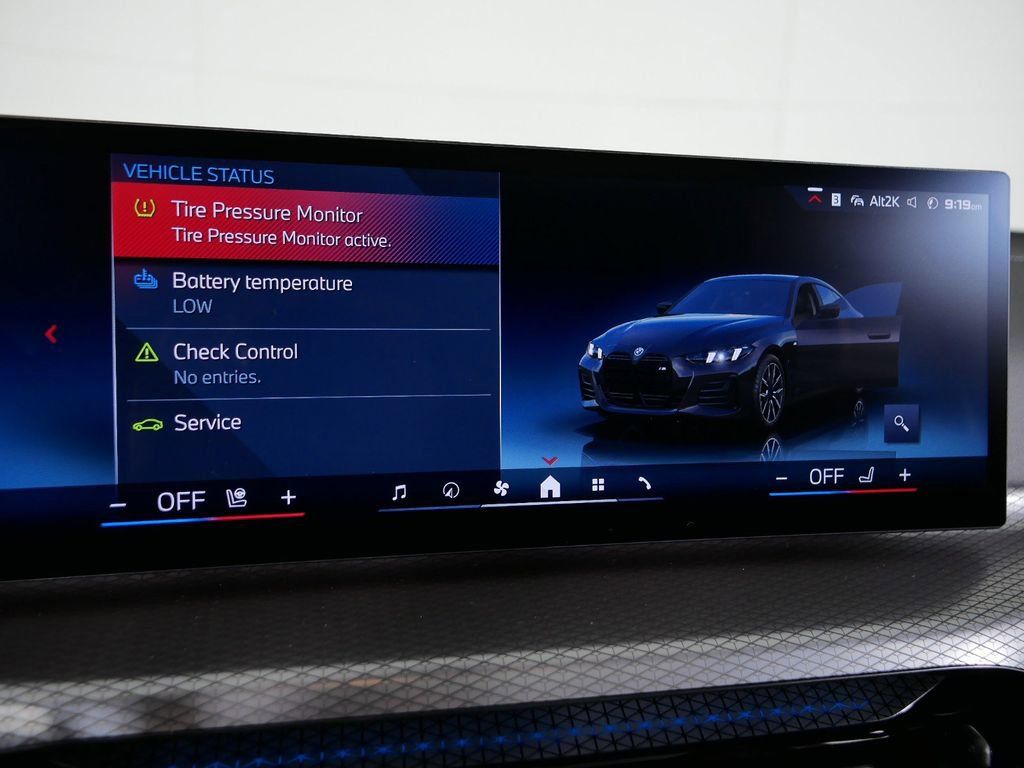 Thumbnail: 2025 BMW i4 - 43