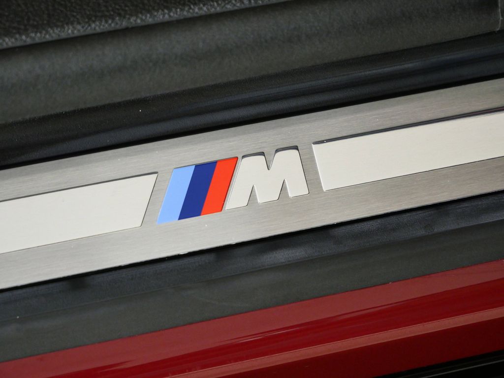 Thumbnail: 2025 BMW i4 - 31