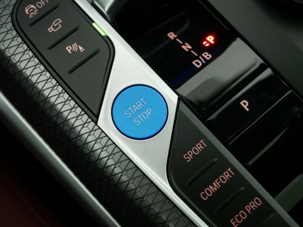 2025 BMW i4 M50 50