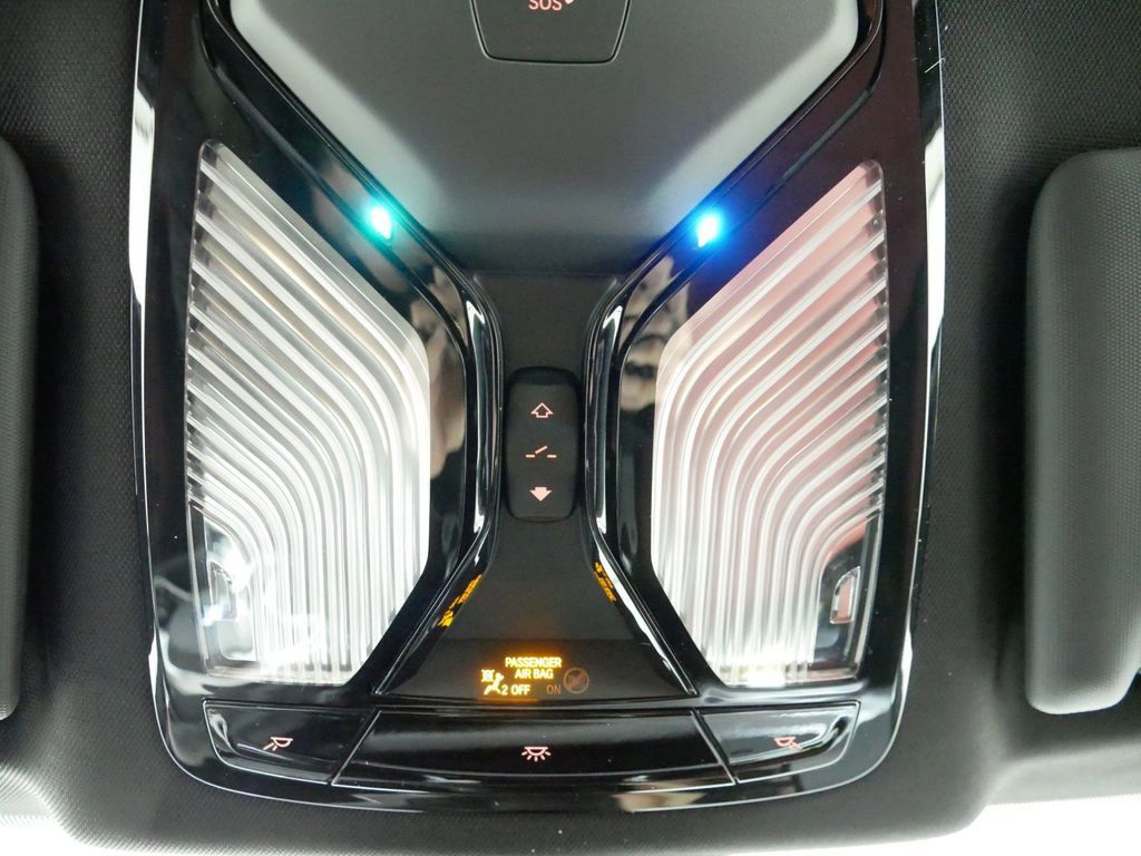Thumbnail: 2025 BMW i4 - 16