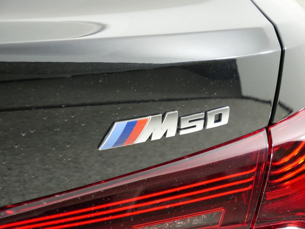 Thumbnail: 2025 BMW i4 - 21