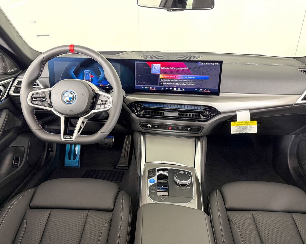 Thumbnail: 2025 BMW i4 - 2