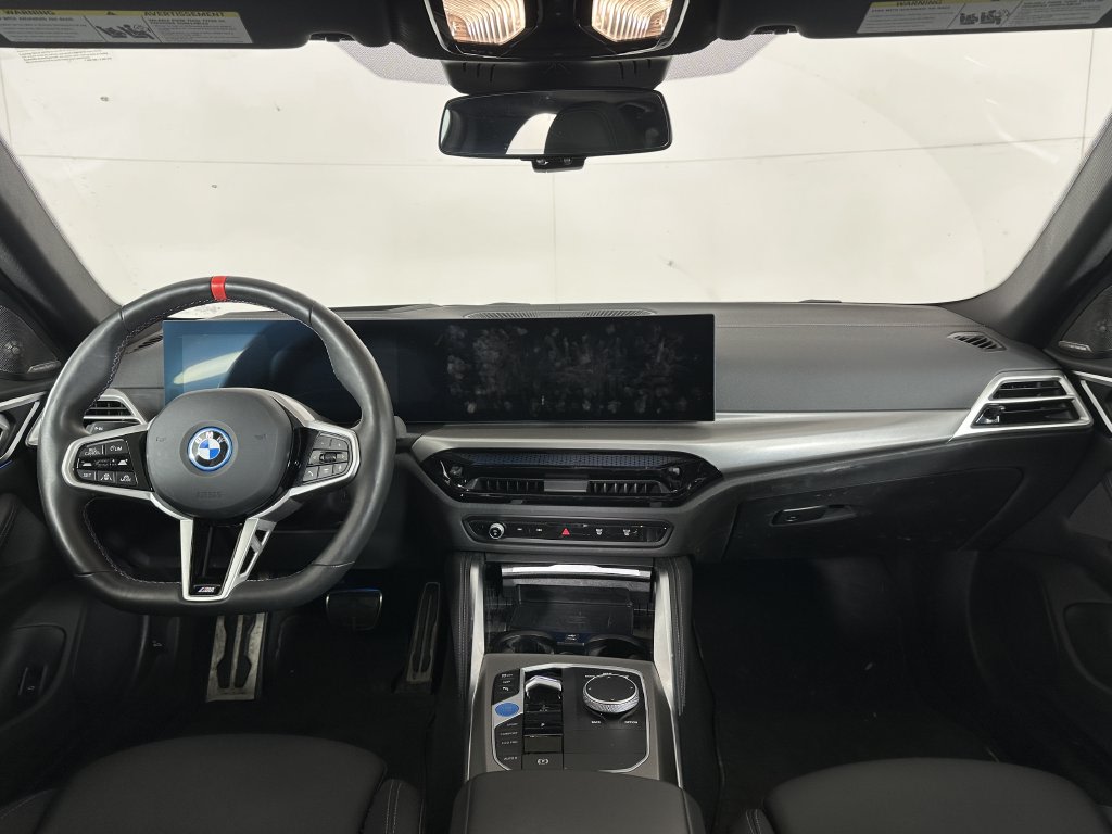 Thumbnail: 2025 BMW i4 - 6