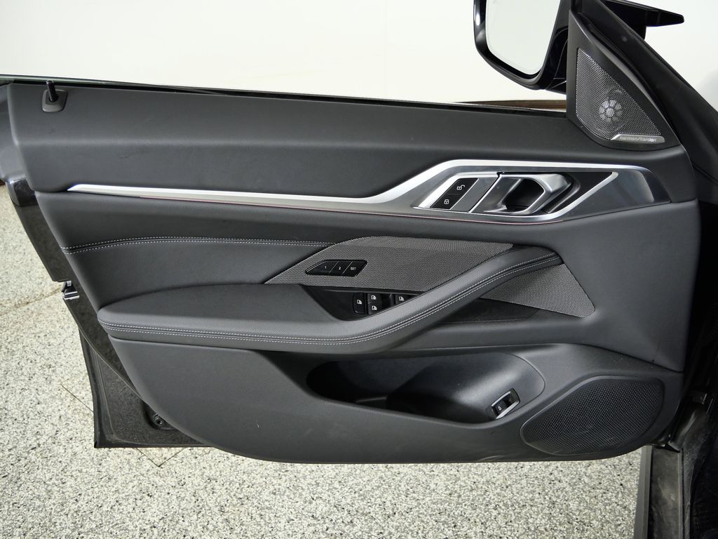 Thumbnail: 2025 BMW i4 - 37