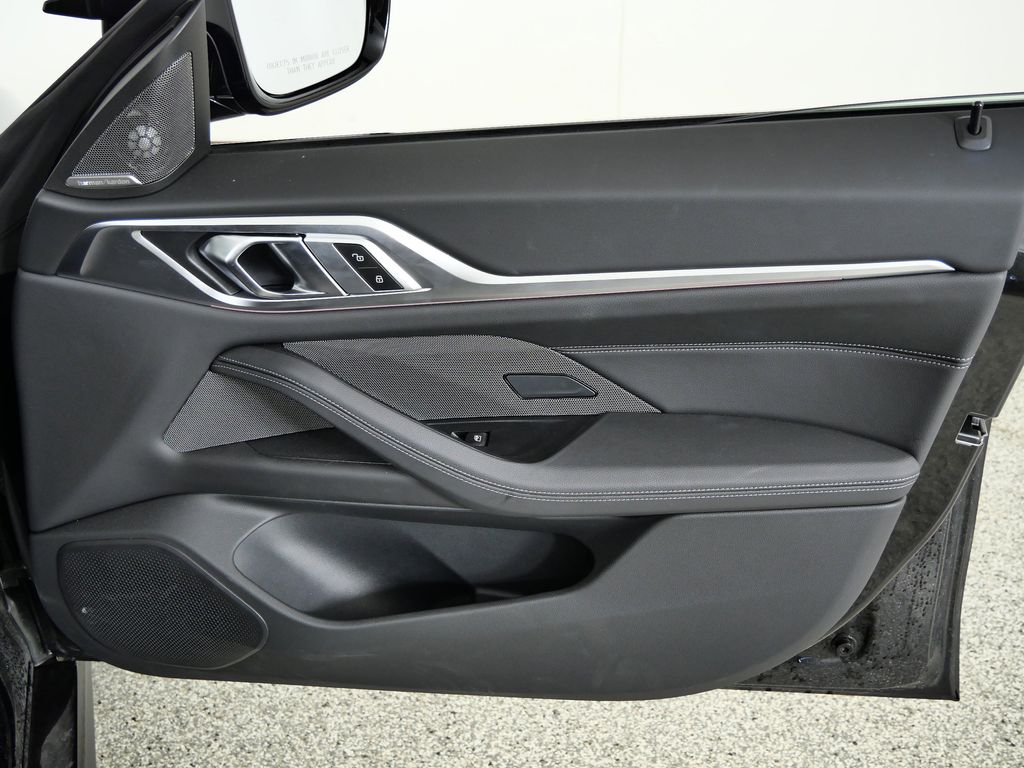 Thumbnail: 2025 BMW i4 - 29