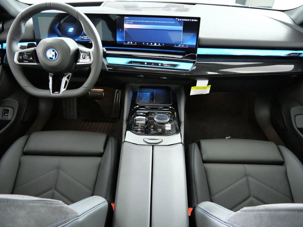 Thumbnail: 2026 BMW i5 - 2