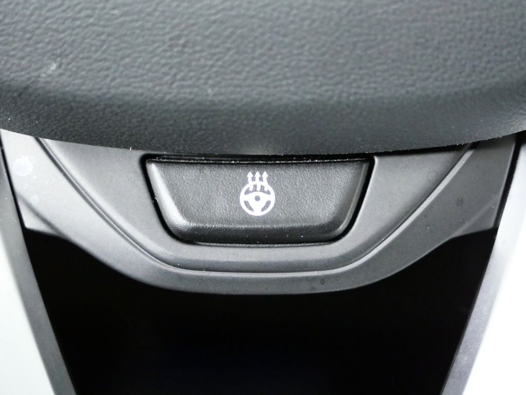 Thumbnail: 2023 BMW i4 - 45