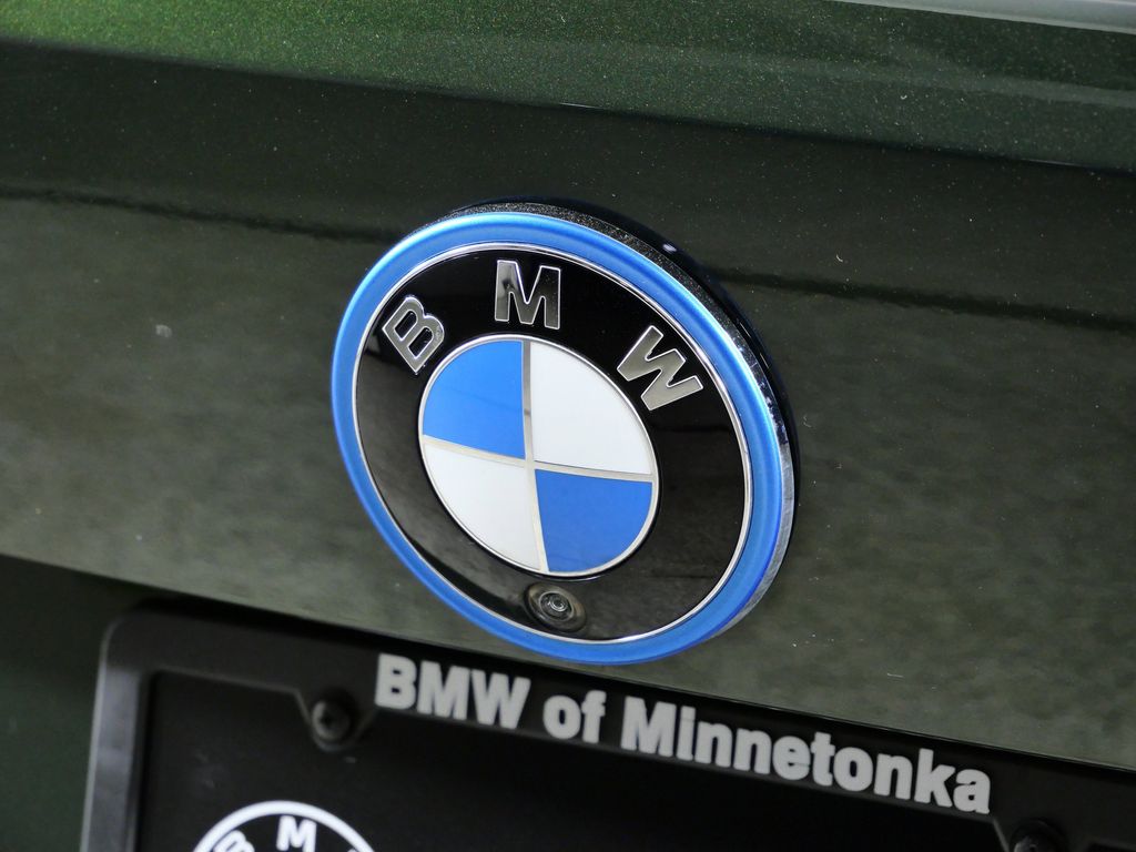 Thumbnail: 2023 BMW i4 - 7