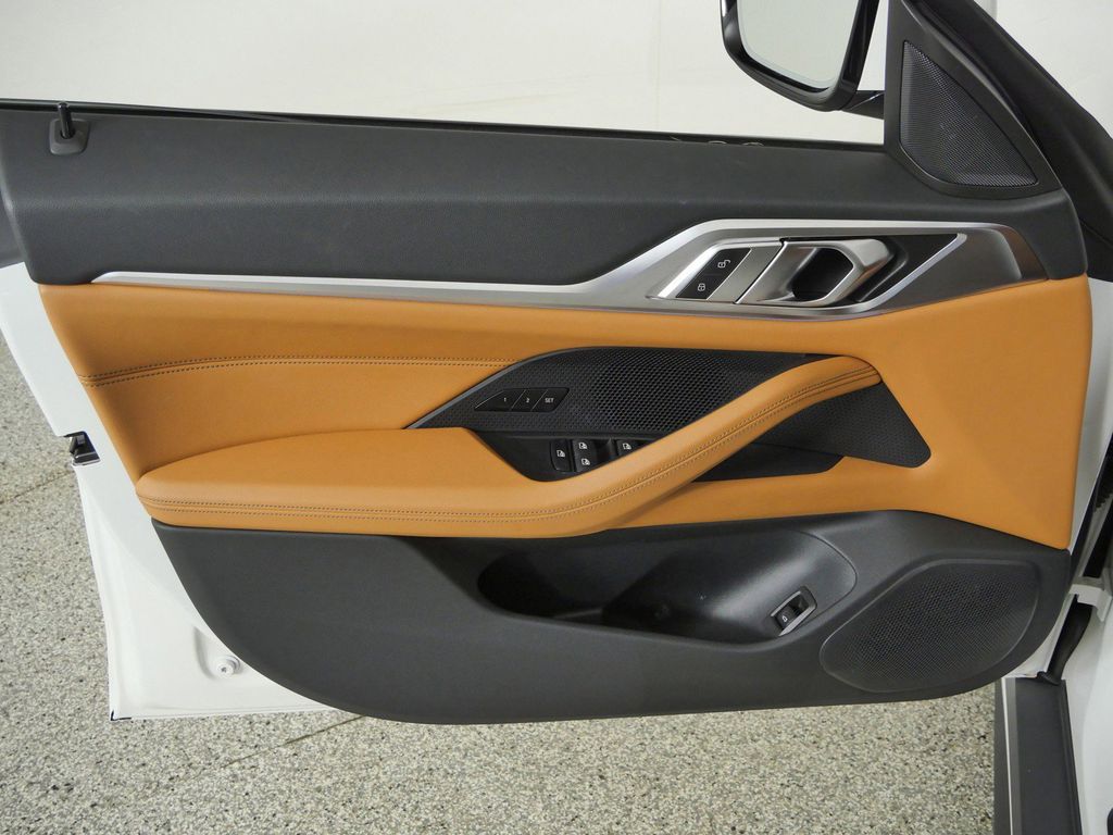 Thumbnail: 2023 BMW i4 - 38