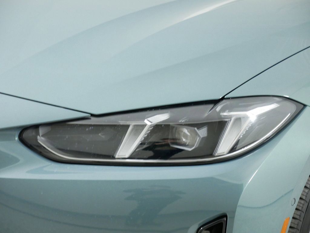 Thumbnail: 2025 BMW i4 - 24