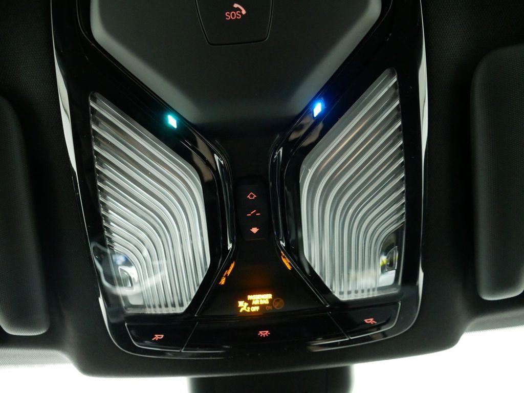 Thumbnail: 2025 BMW i4 - 50