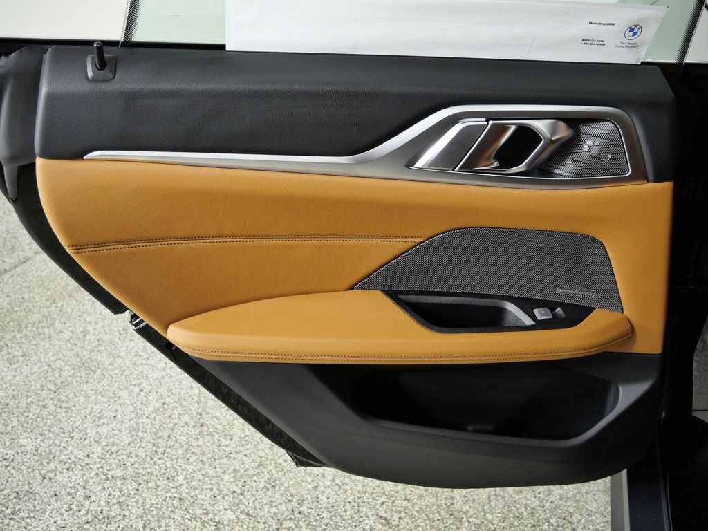 Thumbnail: 2026 BMW i4 - 32