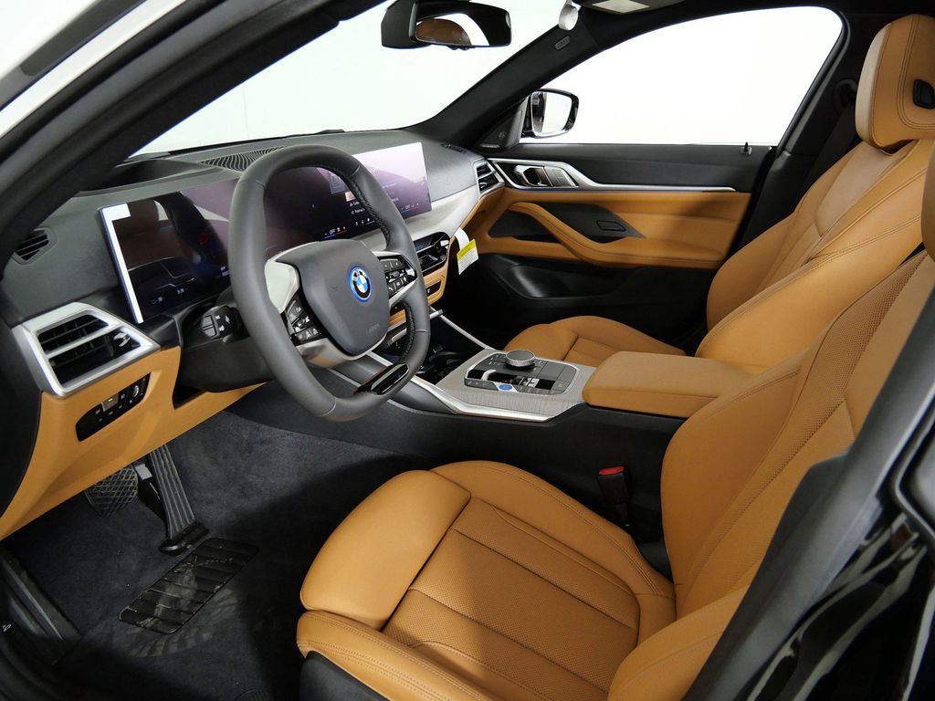 Thumbnail: 2026 BMW i4 - 36