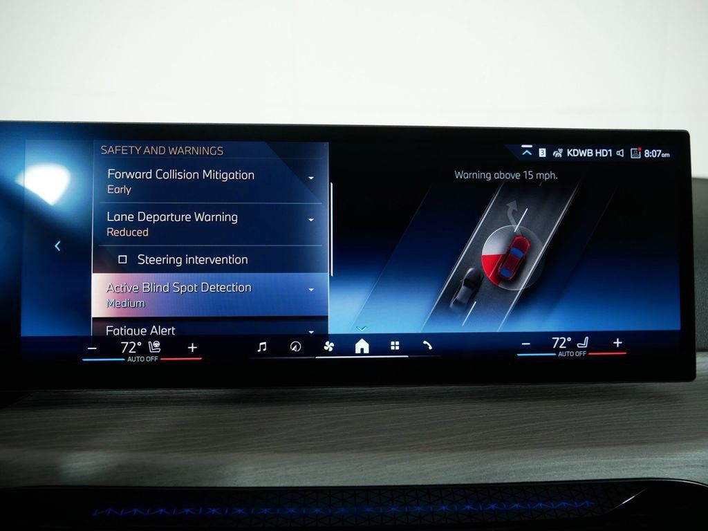Thumbnail: 2025 BMW i4 - 49