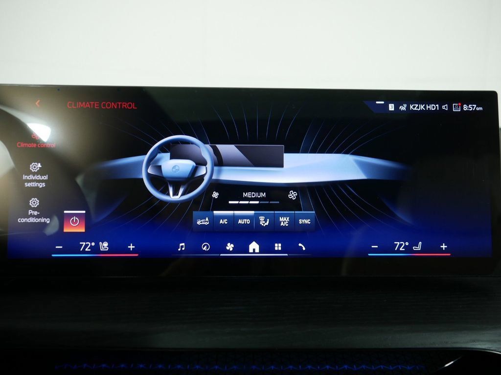 Thumbnail: 2025 BMW i4 - 44