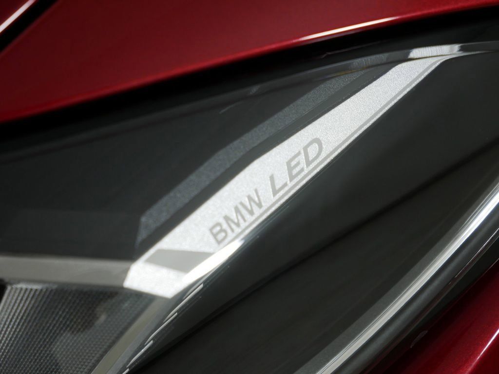 Thumbnail: 2025 BMW i4 - 26