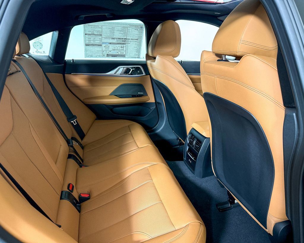 Thumbnail: 2025 BMW i4 - 12