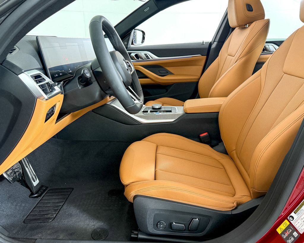 Thumbnail: 2025 BMW i4 - 37