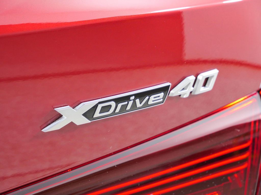 Thumbnail: 2026 BMW i4 - 24