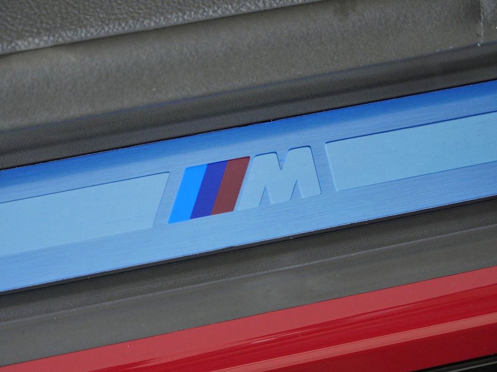 Thumbnail: 2026 BMW i4 - 17