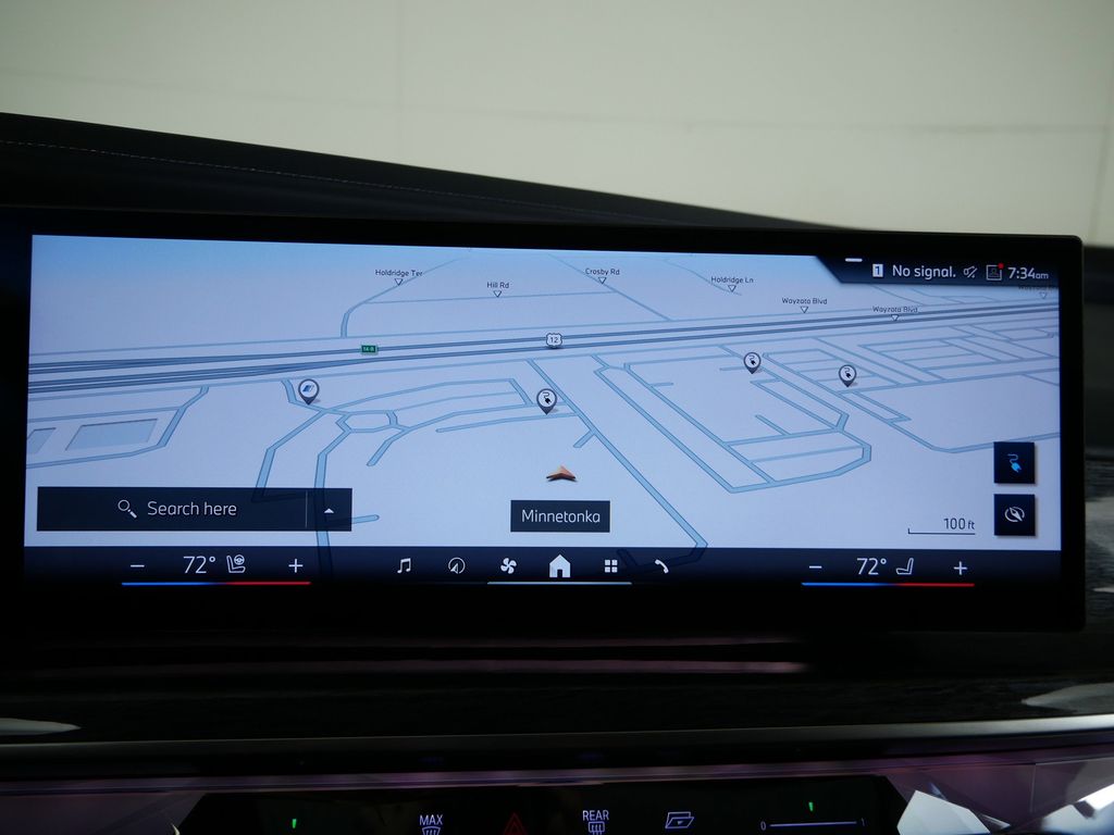 Thumbnail: 2023 BMW i7 - 44