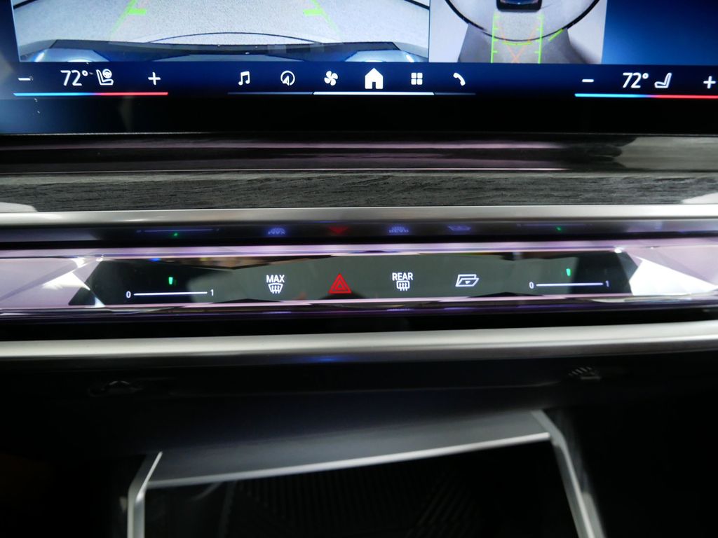Thumbnail: 2023 BMW i7 - 48