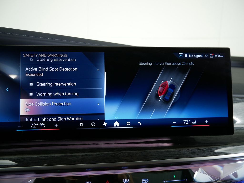Thumbnail: 2023 BMW i7 - 45