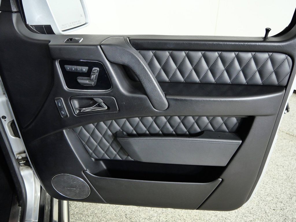 Thumbnail: 2016 Mercedes-Benz G-Class - 27