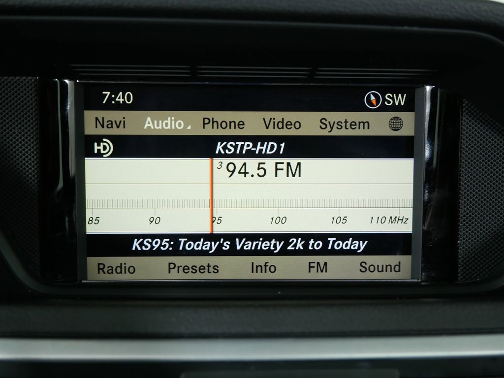 2012 Mercedes-Benz E-Class E 350 43
