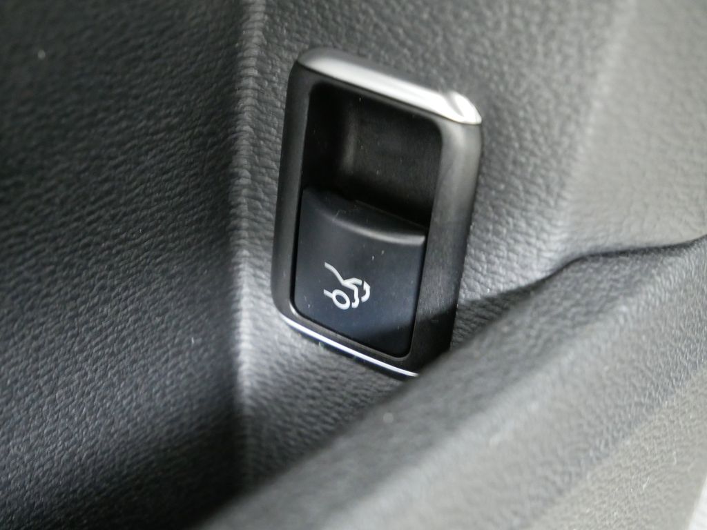 2012 Mercedes-Benz E-Class E 350 38