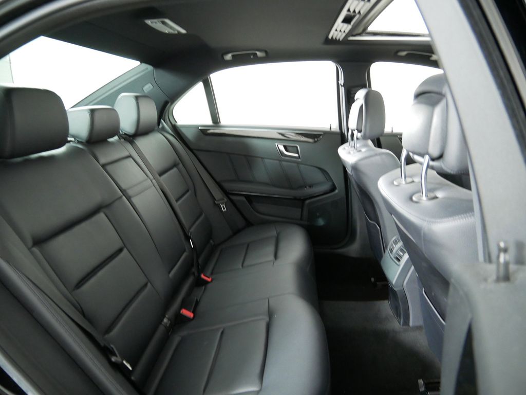 2012 Mercedes-Benz E-Class E 350 30