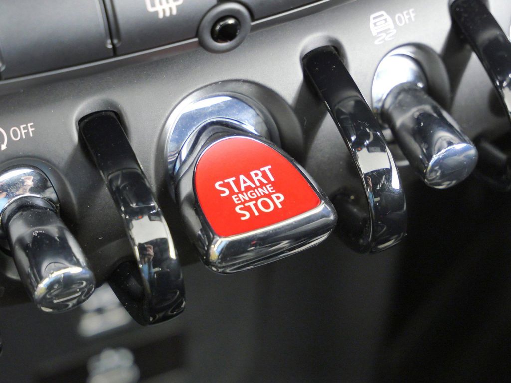 Thumbnail: 2024 MINI Cooper - 41