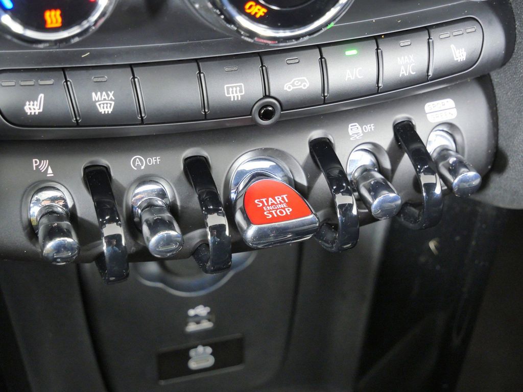 Thumbnail: 2024 MINI Cooper - 46