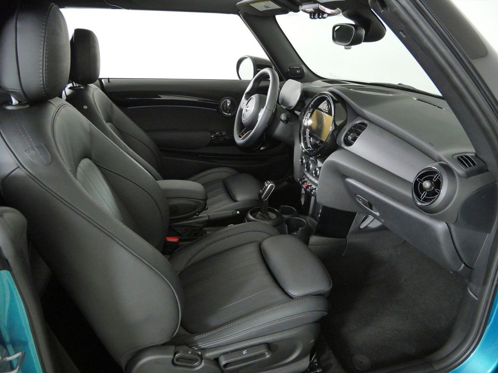 Thumbnail: 2024 MINI Cooper - 9