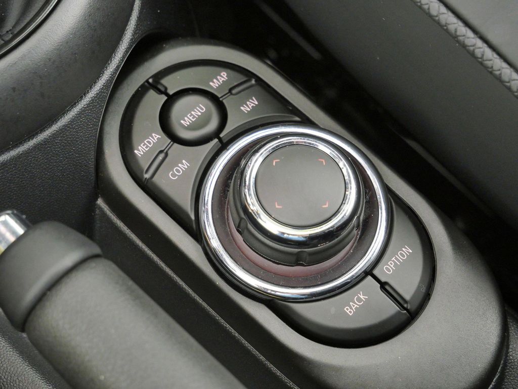Thumbnail: 2024 MINI Cooper - 43
