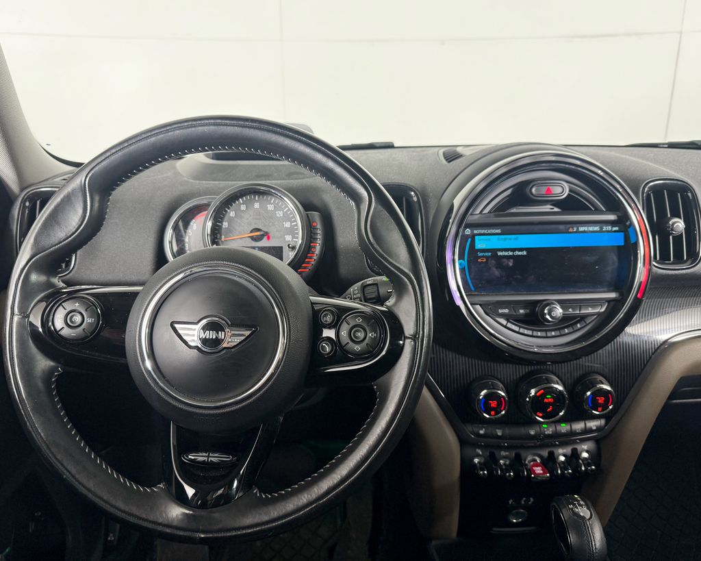 Thumbnail: 2017 MINI Cooper Countryman - 2