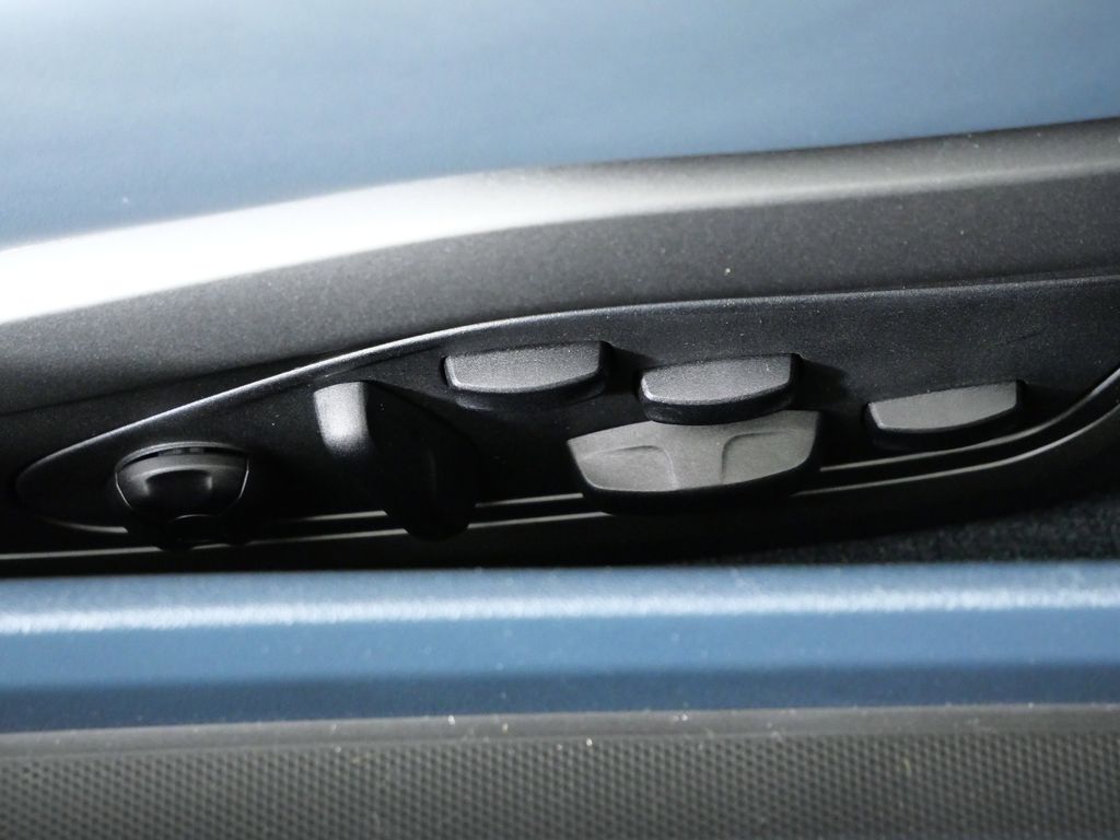 Thumbnail: 2023 Porsche 911 - 28