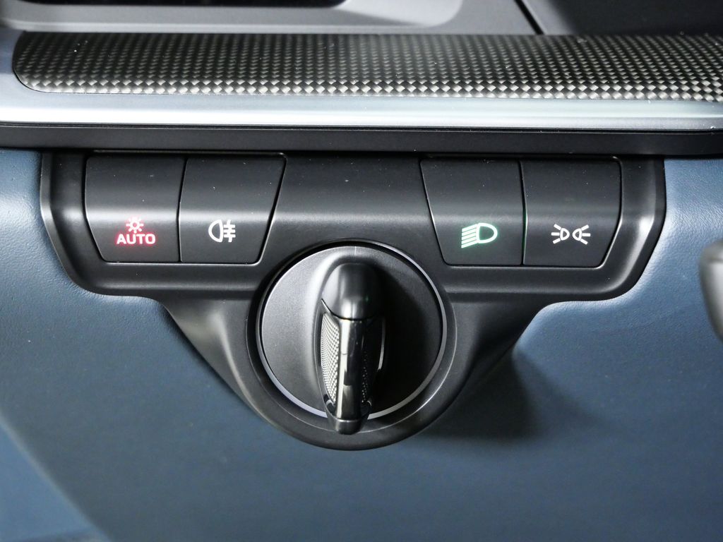 Thumbnail: 2023 Porsche 911 - 37