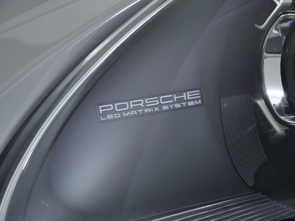 Thumbnail: 2023 Porsche 911 - 16